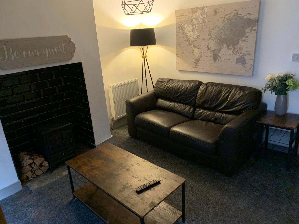 Cosy Cottage In Redcar - Workstays Uk Wilton  Extérieur photo